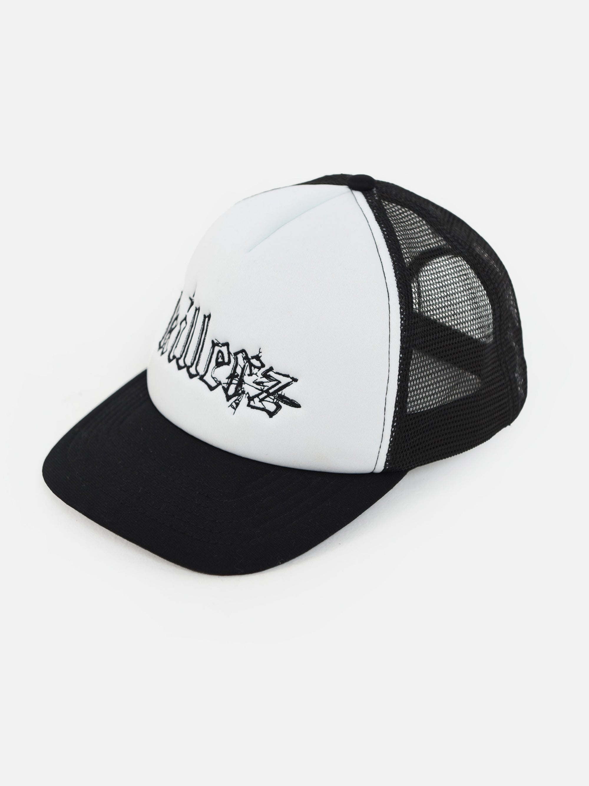 EMBROIDERED TRUCKER HAT